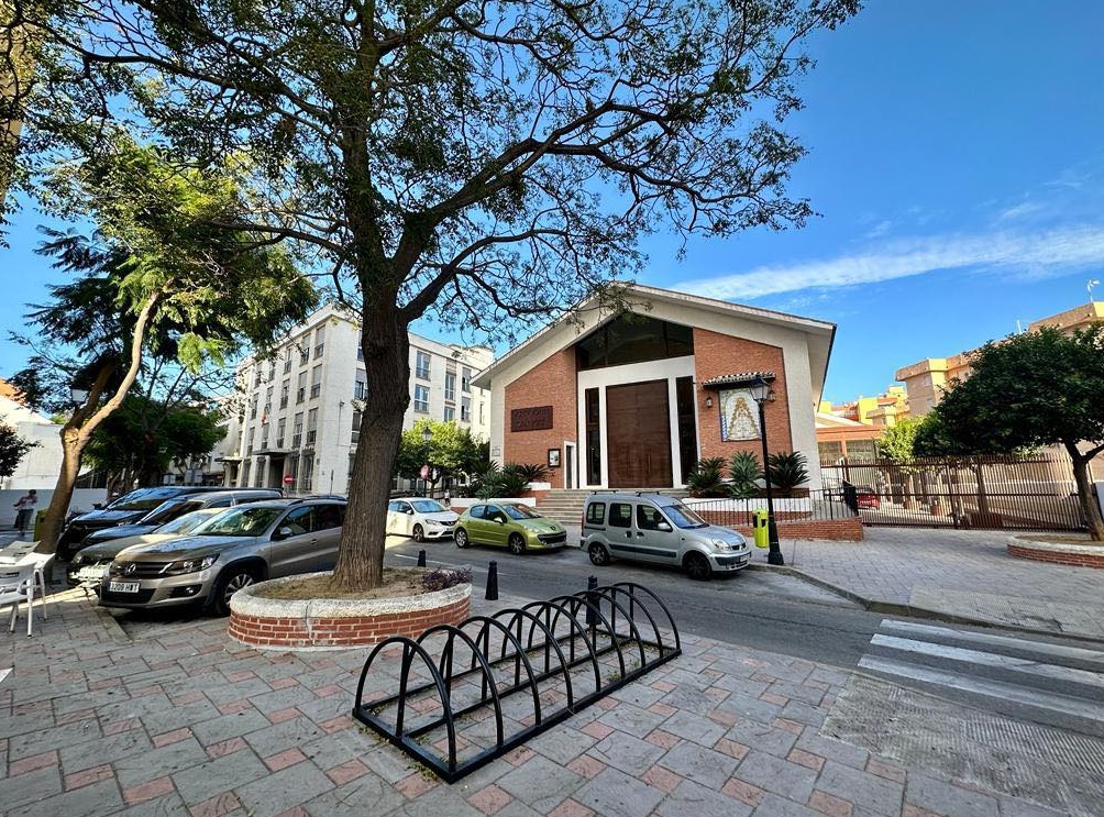 El Ayuntamiento de Fuengirola transformará el entorno de la iglesia de San  José para crear un espacio de convivencia para sus vecinos - Fuengirola