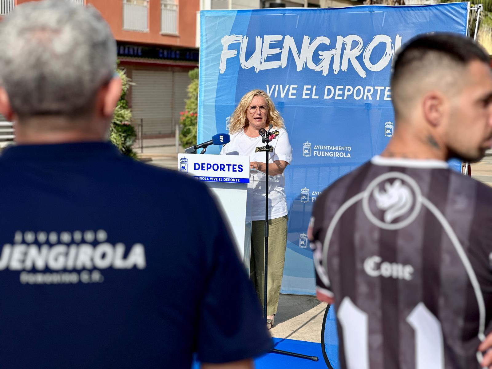El Ayuntamiento refuerza su compromiso con el deporte con la celebración del programa de actividades al aire libre ‘Fuengirola en Forma’ 2 La alcaldesa Ana Mula durante la presentaci%C3%B3n de Fuengirola En Forma