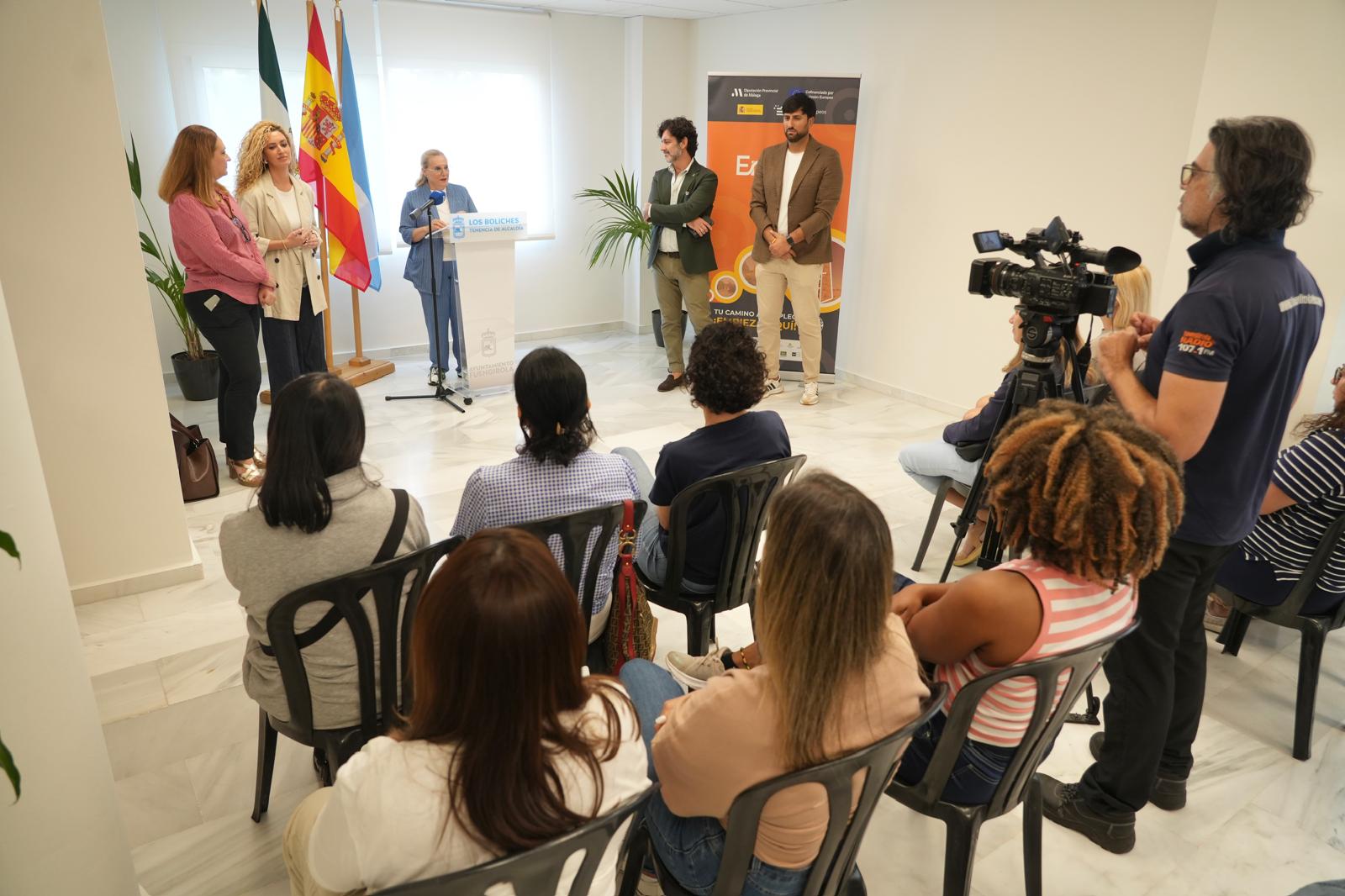 Mula se dirige a los beneficiarios de los cursos formativos de Diputaci%C3%B3n